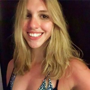 Meet your Posher, Daniella